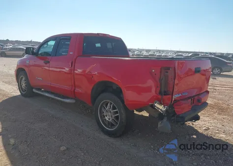2011 Toyota Tundra Grade 5.7L V8 z USA, uszkodzony, nr VIN 5TFRY5F1XBX100324